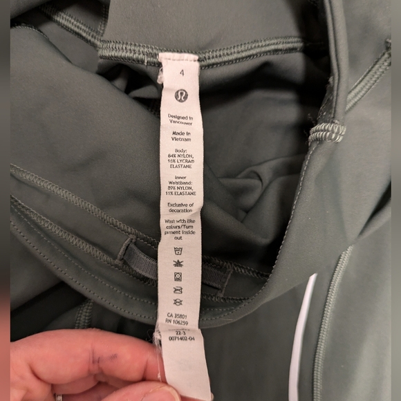 Lululemon Base Pace High-Rise Reflective Tight 25" Smoked Spruce Green Leggings - Picture 9 of 9